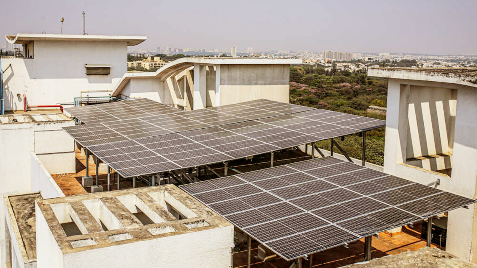 Top Solar Power Panel Company in India - Takshaya Power